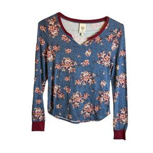 5 for $25🔥Juniors Small Self Esteem Blue/ Grey & Burgundy Floral T-Shirt
